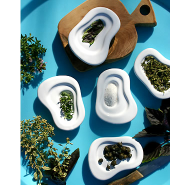 picture of table top dishes
